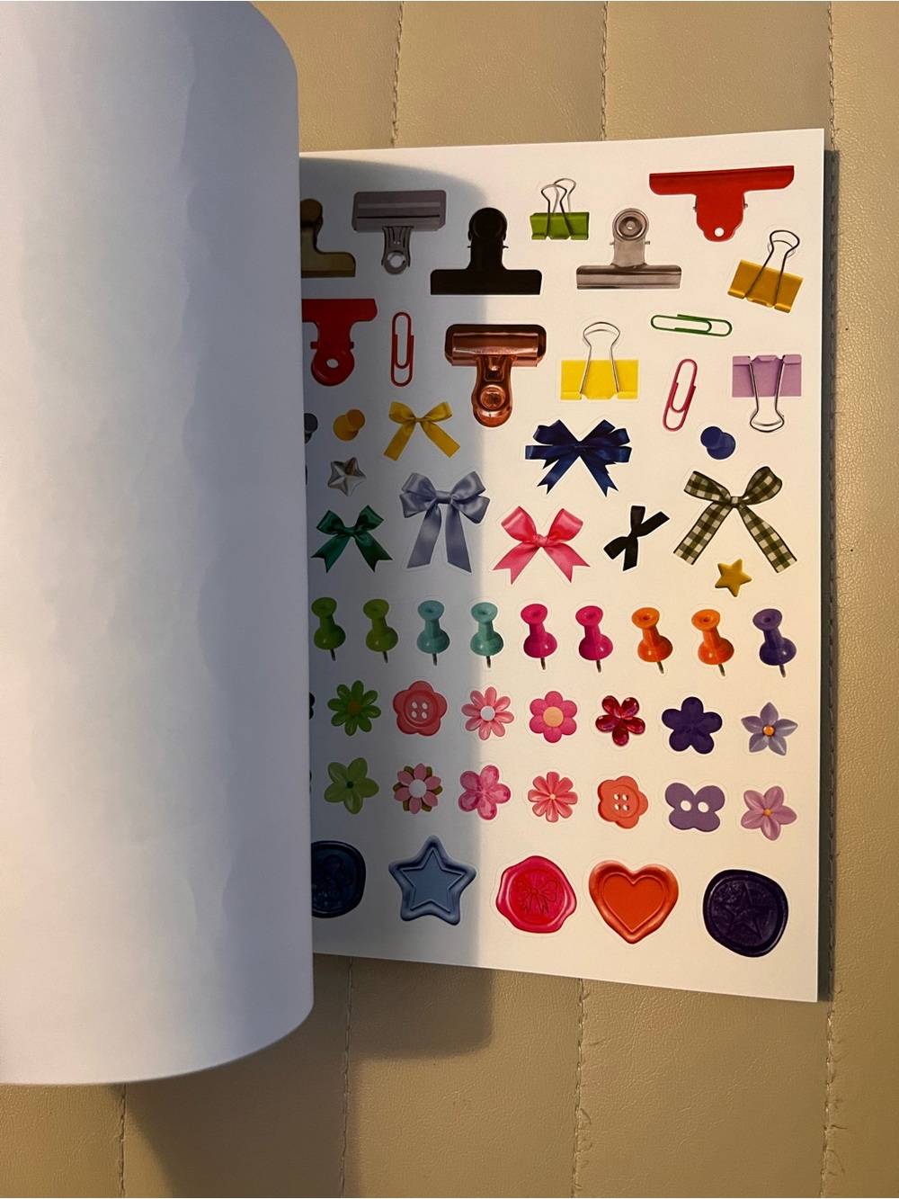 Junk Journal Sticker Book - Multicolor - Picture 5 of 6